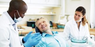 Pick The Right Dental Professional For Yourself And Your Family with these pointers.